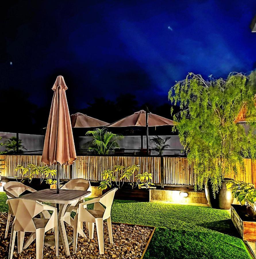 The Weekend Langkawi Bed & Breakfast Pantai Cenang  Exterior photo